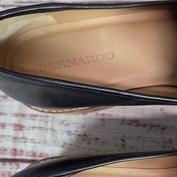 Bernardo Selma Leather Loafers 9M Chunky Heel Comfort Shoes Minimalist Neutral - Picture 5 of 10